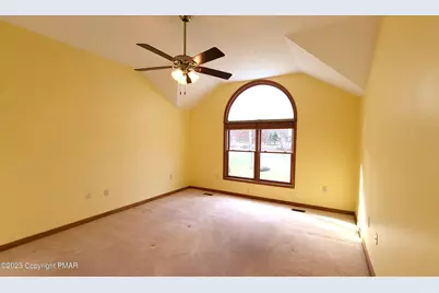  907 Thornberry Court, East Stroudsburg, PA 18302 - Photo 20