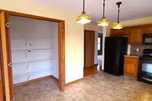 907 Thornberry Ct, East Stroudsburg, PA 18302 - Photo 6