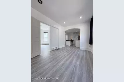  521 Sarah Street #1st floor, Stroudsburg, PA 18360 - Photo 22