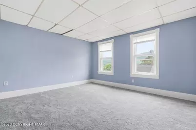  223 W High Street, Nesquehoning, PA 18240 - Photo 16