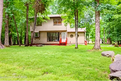  3232 Greenbriar Drive, East Stroudsburg, PA 18301 - Photo 4