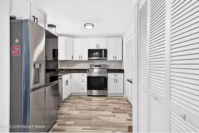  3232 Greenbriar Drive, East Stroudsburg, PA 18301 - Photo 14