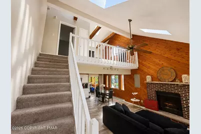  7277 Long Pine Drive, Tobyhanna, PA 18466 - Photo 4