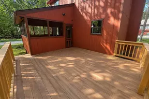 7277 Long Pine Dr, Tobyhanna, PA 18466 - Photo 10
