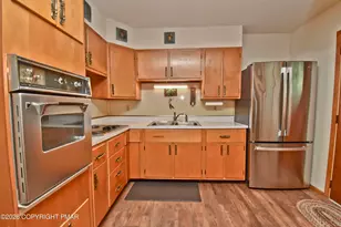 827 Somers Ln, Stroudsburg, PA 18360 - Photo 8