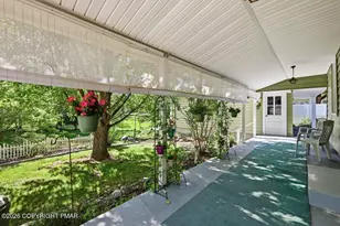 125 Rosemond Ave, Stroudsburg, PA 18360 - Photo 8