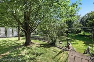 125 Rosemond Ave, Stroudsburg, PA 18360 - Photo 6