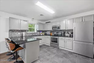 2108 Freedom Way, Pocono Summit, PA 18346 - Photo 20