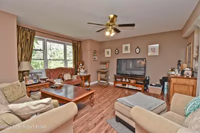  105 Kent Road, Stroudsburg, PA 18360 - Photo 8
