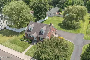 248 N 3rd St, Perkasie, PA 18944 - Photo 44