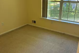 1010 Dorset Dr, Bushkill, PA 18324 - Photo 18