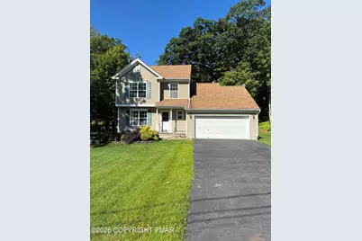  1010 Dorset Drive, Bushkill, PA 18324 - Photo 1