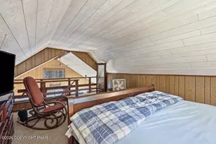 32 Mountain View Dr, Pocono Lake, PA 18347 - Photo 22
