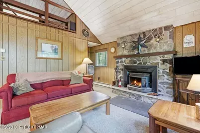 32 Mountain View Drive, Pocono Lake, PA 18347 - Photo 4