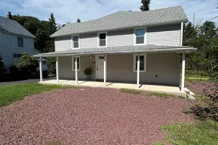 1155 Schwabe St, Freeland, PA 18224 - Photo 2