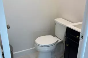 1247 Chateau Dr, East Stroudsburg, PA 18302 - Photo 32