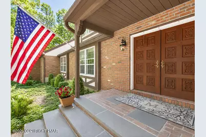  5333 Hickory Circle, Stroudsburg, PA 18360 - Photo 2