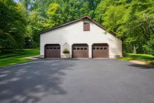 5333 Hickory Cir, Stroudsburg, PA 18360 - Photo 46