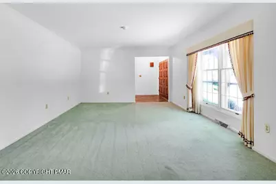  5333 Hickory Circle, Stroudsburg, PA 18360 - Photo 10