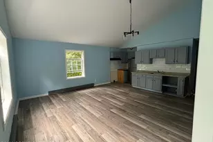 67 Main St, Delaware Water Gap, PA 18327 - Photo 2