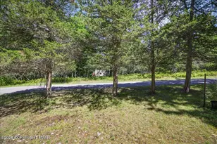 1107 Grouse Ct, Bushkill, PA 18324 - Photo 28
