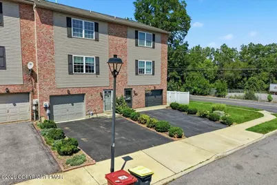  13 Jazz Circle, Whitehall, PA 18052 - Photo 2