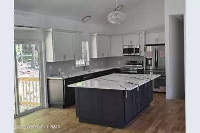  211 Brentwood Drive, Bushkill, PA 18324 - Photo 10