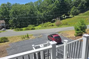 211 Brentwood Dr, Bushkill, PA 18324 - Photo 4