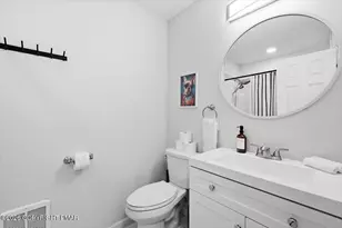 160 Summerton Cir, East Stroudsburg, PA 18301 - Photo 18