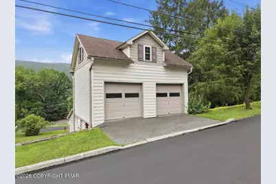  722 South Avenue, Jim Thorpe, PA 18229 - Photo 4