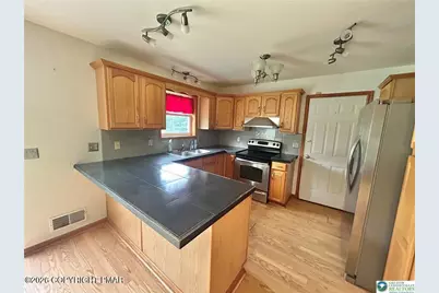  3225 Sussex Drive, Tobyhanna, PA 18466 - Photo 6