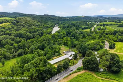  429 Riverview Drive, Walnutport, PA 18088 - Photo 18
