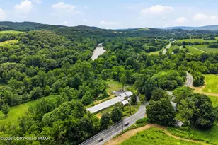 429 Riverview Dr, Walnutport, PA 18088 - Photo 18