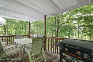 341 Rose Marie Ln, East Stroudsburg, PA 18302 - Photo 4