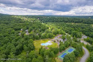 14 Middle Village Way, Tannersville, PA 18372 - Photo 28