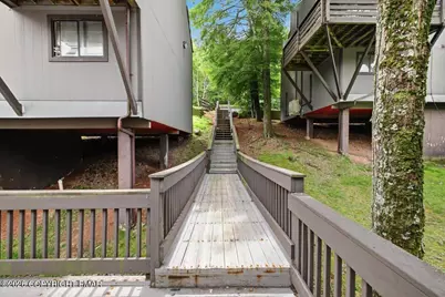  14 Middle Village Way, Tannersville, PA 18372 - Photo 24