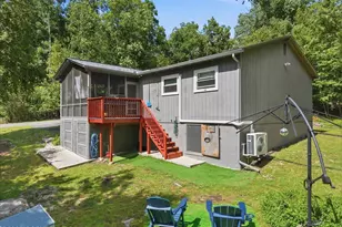 109 Stuart Pl, Bushkill, PA 18324 - Photo 36
