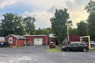 458 Birch St, East Stroudsburg, PA 18301 - Photo 4