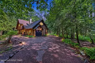 1177 Deer Trail Rd, Pocono Pines, PA 18350 - Photo 2