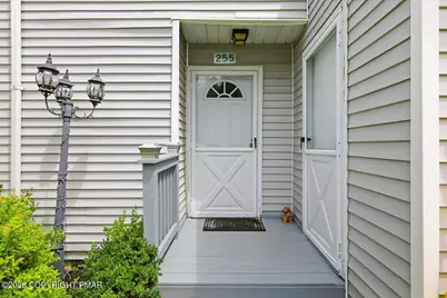  255 Nittany Court, Mount Pocono, PA 18344 - Photo 4