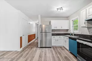 5358 Lockwood Dr, Tobyhanna, PA 18466 - Photo 14