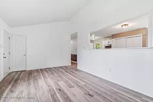 5358 Lockwood Dr, Tobyhanna, PA 18466 - Photo 6