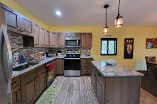 145 Salisbury Rd, Bushkill, PA 18324 - Photo 10