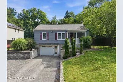  105 Periwinkle Lane, Stroudsburg, PA 18360 - Photo 2