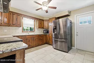 105 Periwinkle Ln, Stroudsburg, PA 18360 - Photo 22