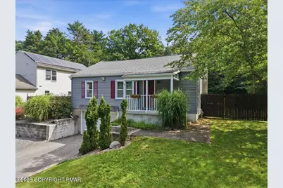  105 Periwinkle Lane, Stroudsburg, PA 18360 - Photo 4