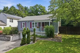 105 Periwinkle Ln, Stroudsburg, PA 18360 - Photo 4