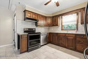 105 Periwinkle Ln, Stroudsburg, PA 18360 - Photo 24