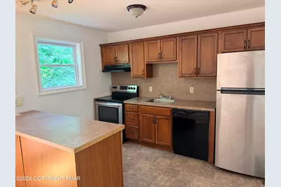 362 Somerset Drive, East Stroudsburg, PA 18301 - Photo 14