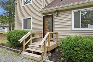 8482 Bumble Bee Way, Tobyhanna, PA 18466 - Photo 10